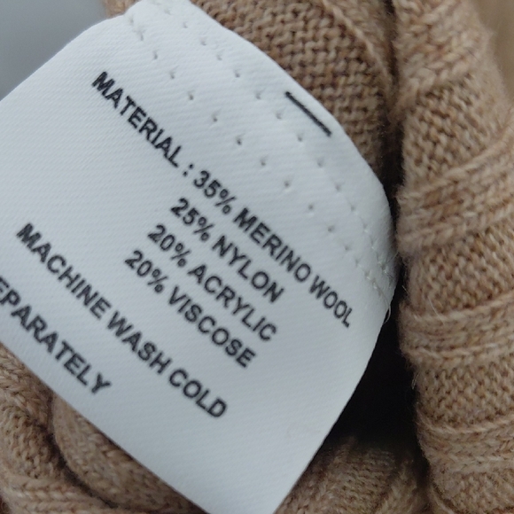 Elegant Tan Wool Blend Ribbed Cardigan - Picture 5 of 6